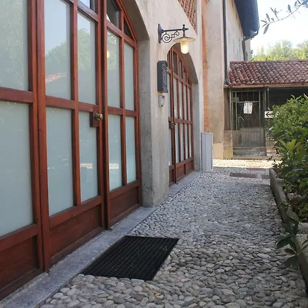 아파트 L' Antica Corte Lazzago *