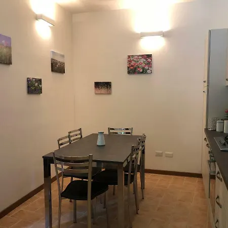 아파트 L' Antica Corte Lazzago
