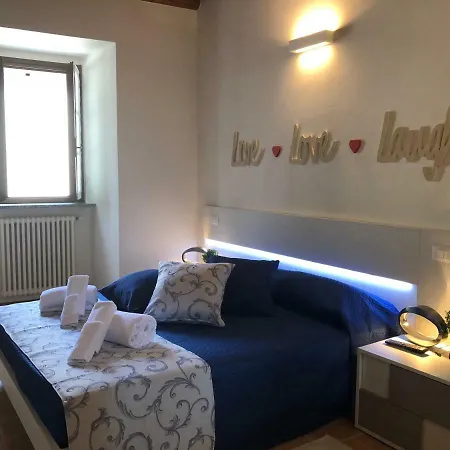 Lägenhet L' Antica Corte Lazzago *